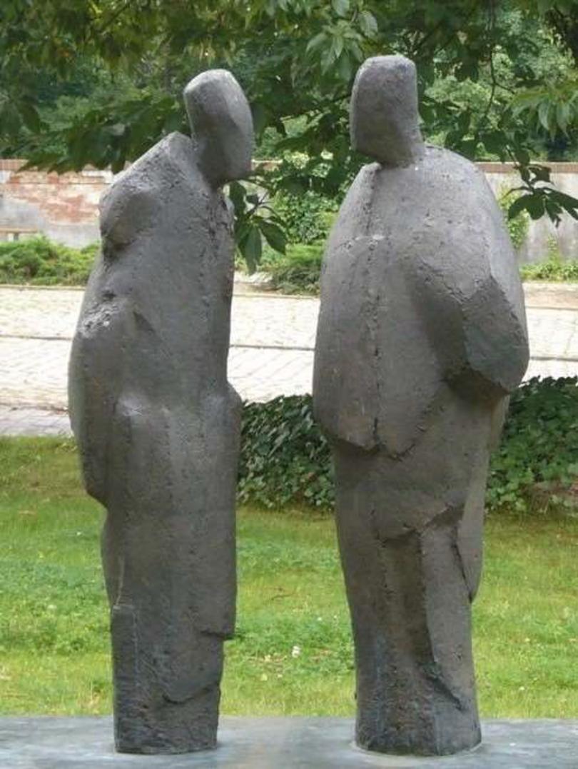 Bronzeskulptur von Margret Middell im Kloster Ribnitz, Foto: Sabine Maurer